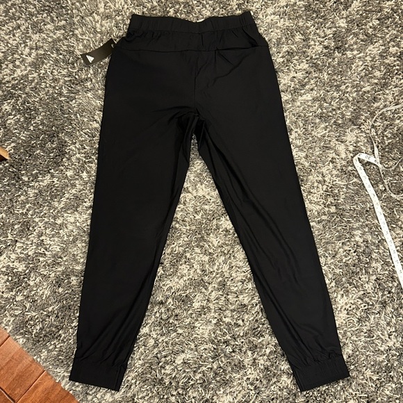 New ADIDAS Light weight / Thin Golf Essential Joggers in Black - Picture 4 of 14